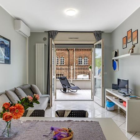 Moderno Monolocale E Terrazzo 10 Min Dal Centro Apartment Торино Екстериор снимка