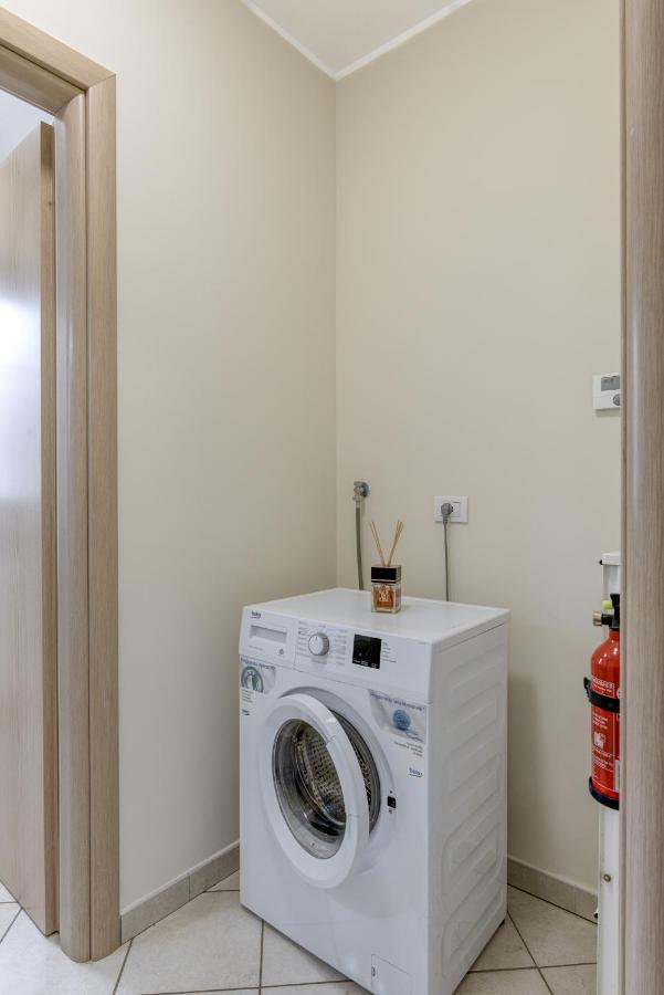 Moderno Monolocale E Terrazzo 10 Min Dal Centro Apartment Торино Екстериор снимка